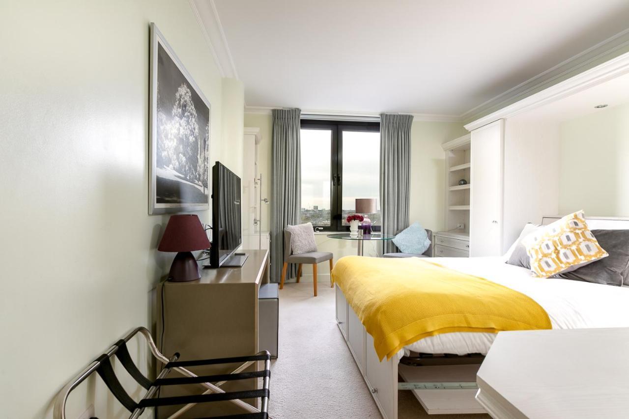Point West Apartments Londres Exterior foto